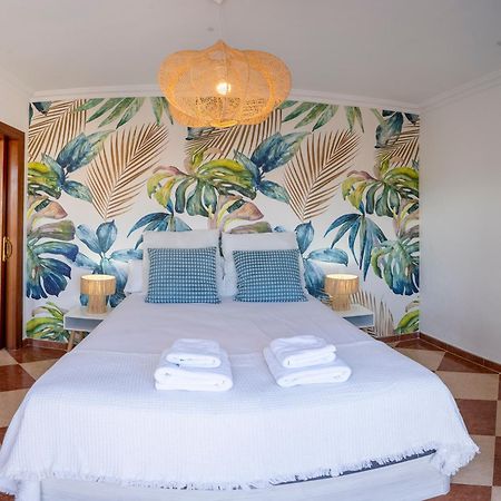 Апартаменты Malaga Center Flat Hospitality Экстерьер фото