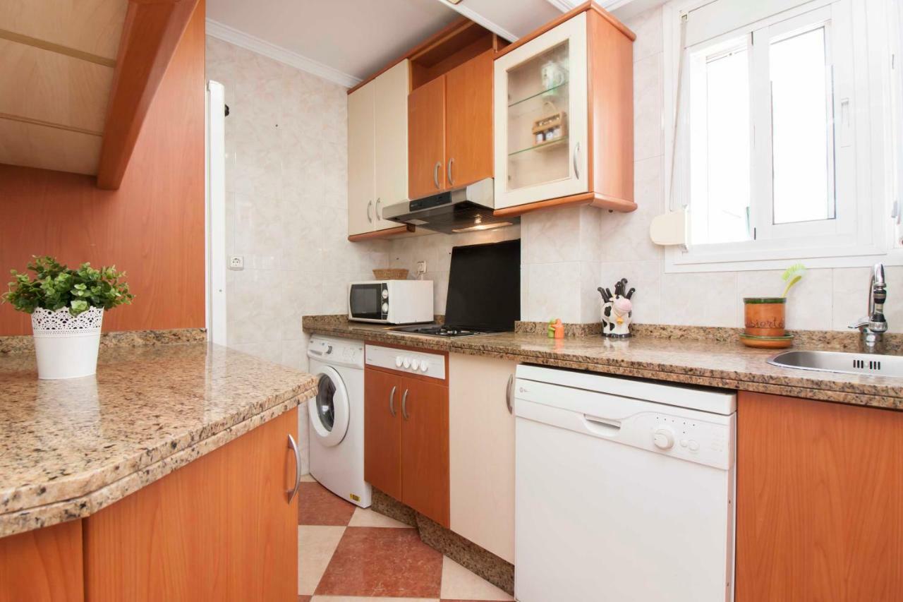 Апартаменты Malaga Center Flat Hospitality Экстерьер фото